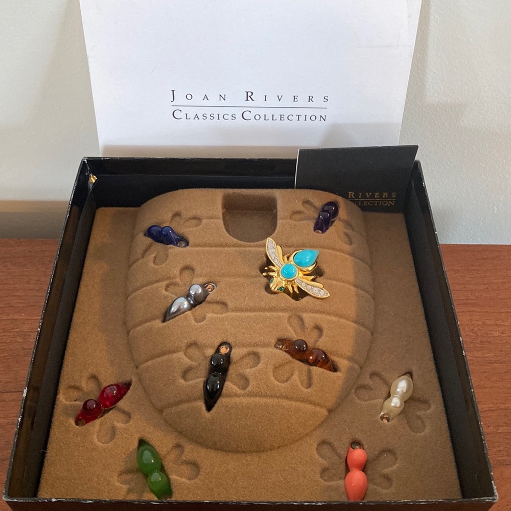 Joan Rivers Interchangeable Bee Brooch